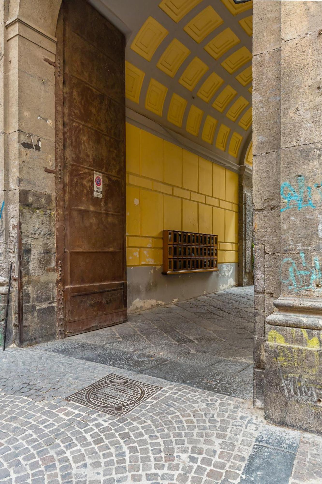 נאפולי Residenza Trinita Maggiore מראה חיצוני תמונה