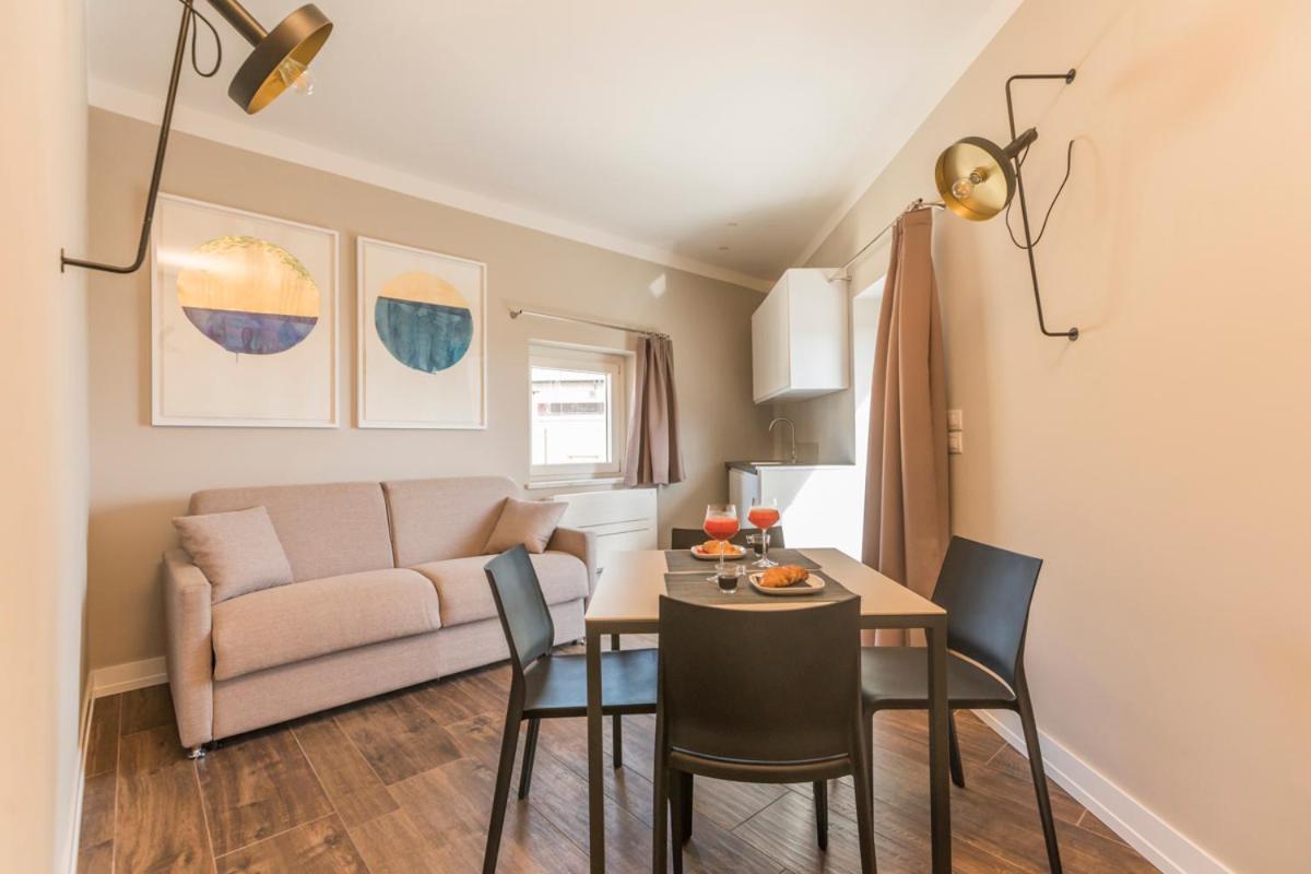 נאפולי Residenza Trinita Maggiore מראה חיצוני תמונה