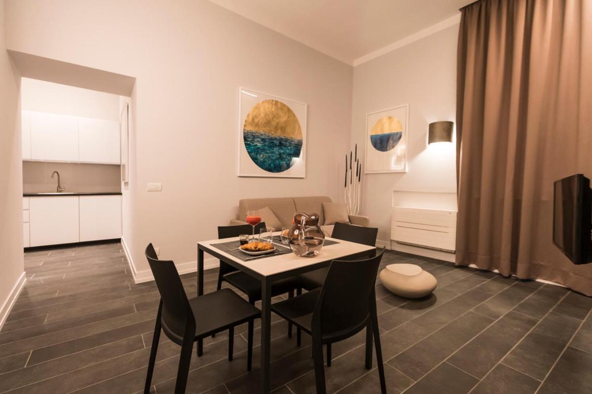 נאפולי Residenza Trinita Maggiore מראה חיצוני תמונה